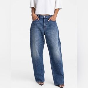 KBB by Kahlana Vintage wash Barrel Jeans NWT